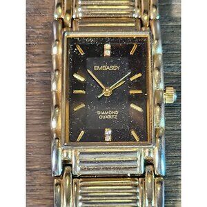 Embassy Diamond Quartz Gem9091M 032-07 PC21 Japan Movt Stainless Steel Back